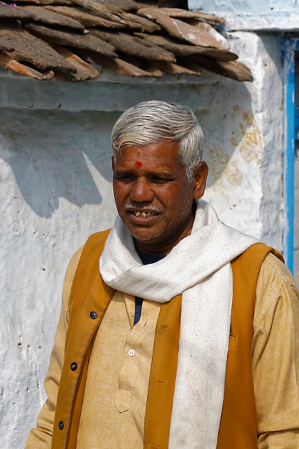 Sur la route d'Orchha-047